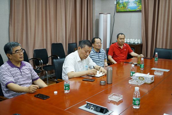 区政协主席张昭森到博富体育集团调研