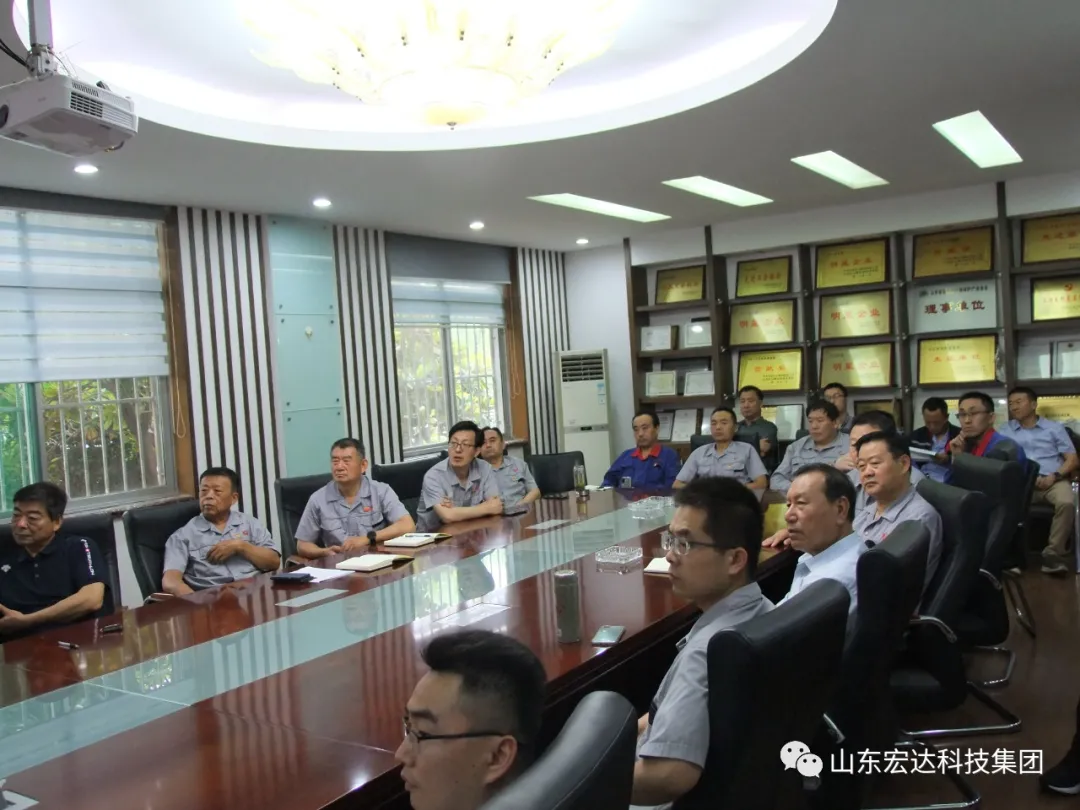 回望百年路 展望新征程---博富体育集团全体党员开展主题党日活动