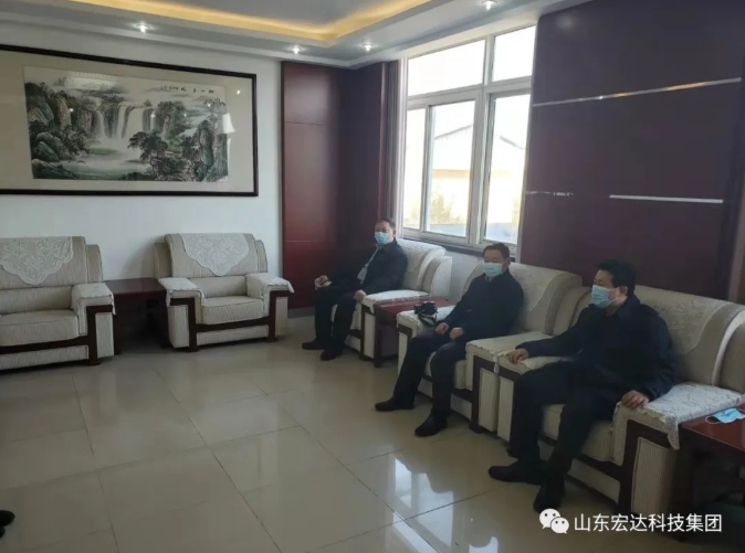 山东博富体育集团副总经理张广义到开发区派出所慰问